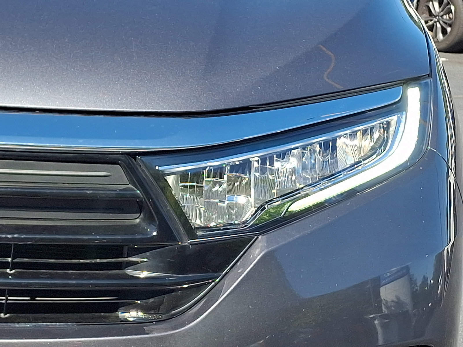 Used 2024 Honda Odyssey EX image 9