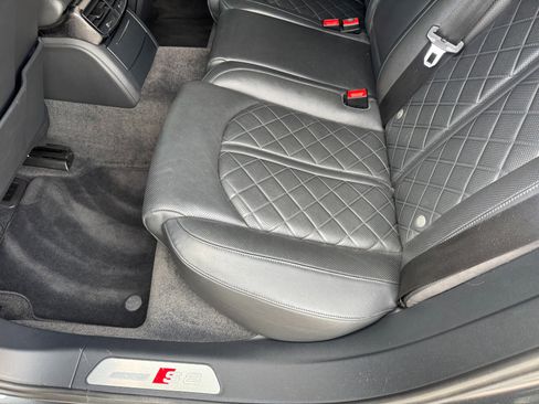 Used 2014 Audi S8 AWD/4WD image 59