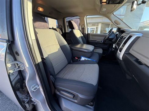 Used 2012 RAM 1500 Big Horn image 44