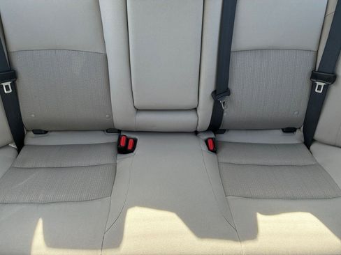 Used 2025 Nissan Altima 2.5 SV image 38