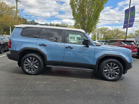 Used 2025 Toyota Land Cruiser w/ Premium Package AWD/4WD image 8