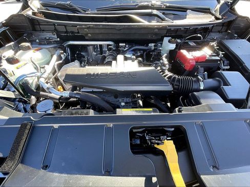 New 2026 Nissan Rogue Platinum w/ Platinum Premium Package AWD/4WD image 9