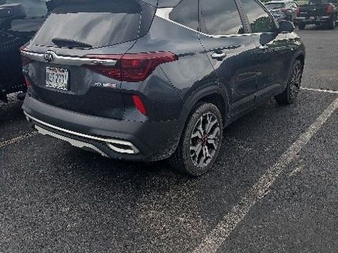 Used 2021 Kia Seltos SX AWD/4WD image 2