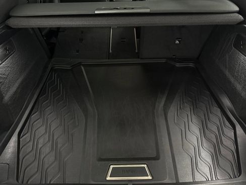 Used 2023 BMW X6 xDrive40i w/ M Sport Package image 33