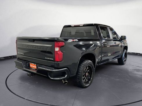 Used 2020 Chevrolet Silverado 1500 Custom w/ Custom Value Package AWD/4WD image 7