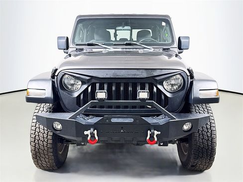 Used 2020 Jeep Gladiator Sport w/ Quick Order Package 24S image 2