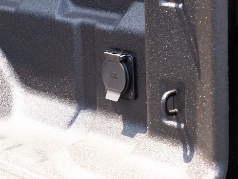 New 2025 Chevrolet Colorado Z71 w/ Z71 Convenience Package 2 image 30