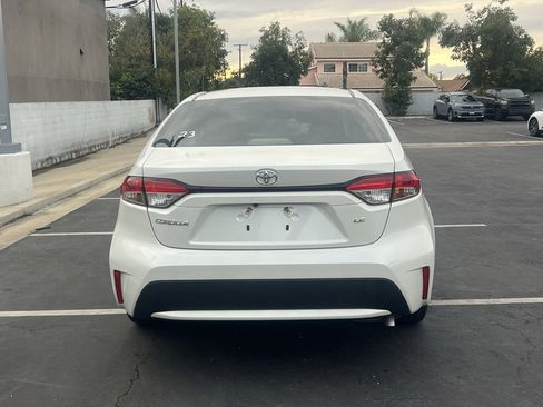 Used 2021 Toyota Corolla LE image 7
