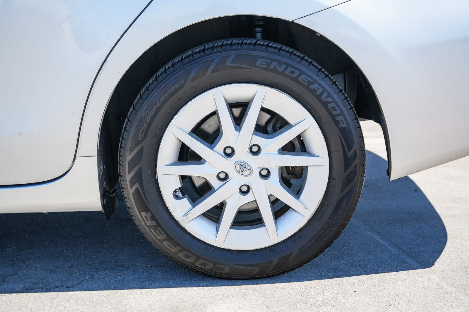 Used 2013 Toyota Prius V Three FWD image 11