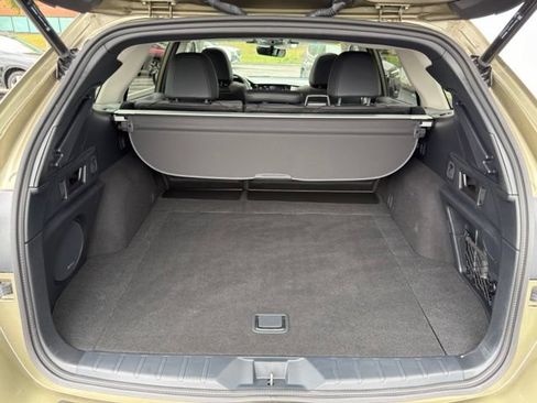 Used 2025 Subaru Outback Onyx Edition AWD/4WD image 23