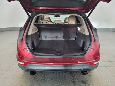 Used 2019 Lincoln MKC Reserve image 29