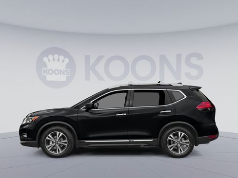 Used 2018 Nissan Rogue SL w/ Premium Package AWD/4WD image 4