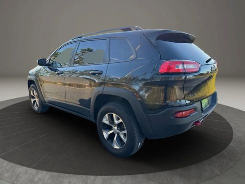 Used 2016 Jeep Cherokee Trailhawk w/ Comfort/Convenience Group image 5