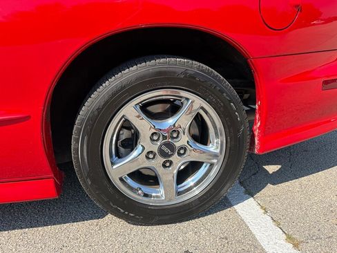 Used 1999 Pontiac Firebird Formula w/ Security Pkg RWD image 25