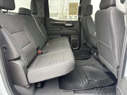 Used 2024 Chevrolet Silverado 1500 LT image 19