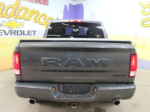 Used 2019 RAM 1500 Express w/ Wheel & Sound Group AWD/4WD image 3
