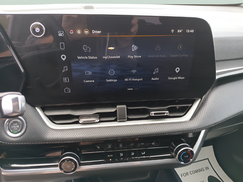 Used 2026 Chevrolet Equinox LT AWD/4WD image 18
