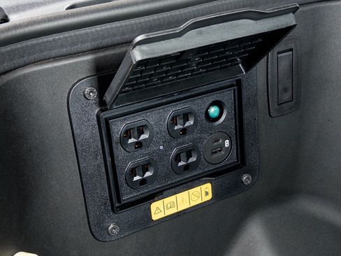 Used 2025 Ford F150 Lightning Flash AWD/4WD image 28