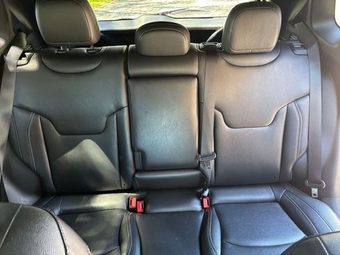 Used 2025 Jeep Compass Limited AWD/4WD image 33