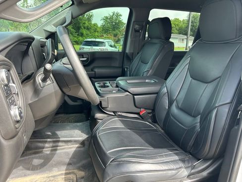 Used 2025 GMC Sierra 2500 Pro w/ 1SA Pro Safety Plus Package AWD/4WD image 11