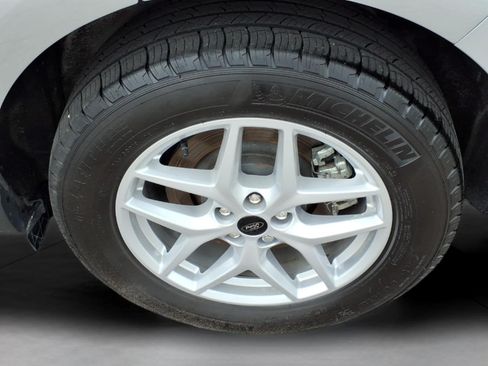Used 2024 Ford Edge SEL w/ Convenience Package AWD/4WD image 8