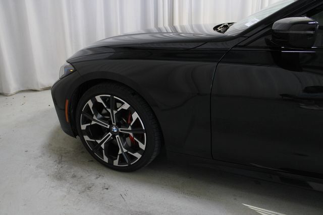Used 2025 BMW 430i xDrive Coupe w/ M Sport Package AWD/4WD image 32