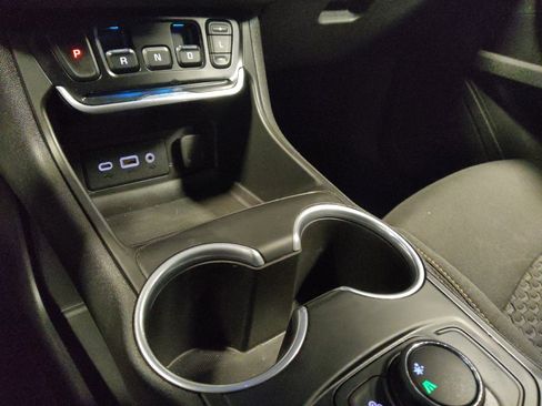 Used 2020 GMC Terrain SLE image 26