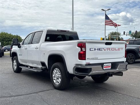 Used 2021 Chevrolet Silverado 2500 LT w/ Z71 Off-Road Package AWD/4WD image 5