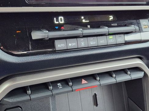 Used 2025 Toyota Tundra SR5 image 18