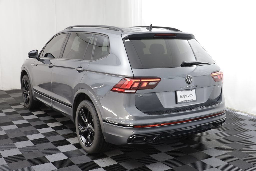 Certified 2024 Volkswagen Tiguan SE R-Line AWD/4WD image 15