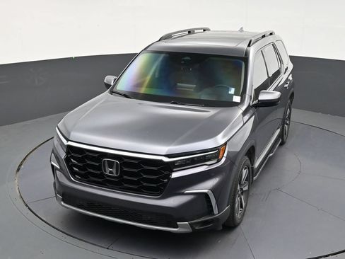 Used 2024 Honda Pilot Elite image 18