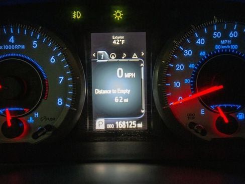 Used 2017 Toyota Sienna SE w/ SE Preferred Package image 4