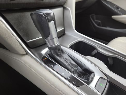 Used 2020 Honda Accord EX-L image 28