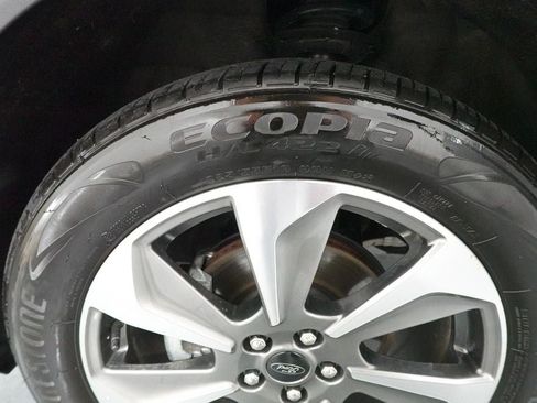 Certified 2025 Ford Escape Platinum AWD/4WD image 37