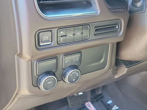 Used 2023 Chevrolet Tahoe LT image 20