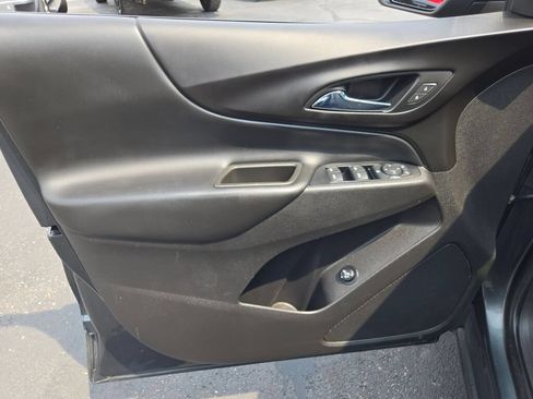 Certified 2018 Chevrolet Equinox LT w/ Sun & Infotainment Package AWD/4WD image 23