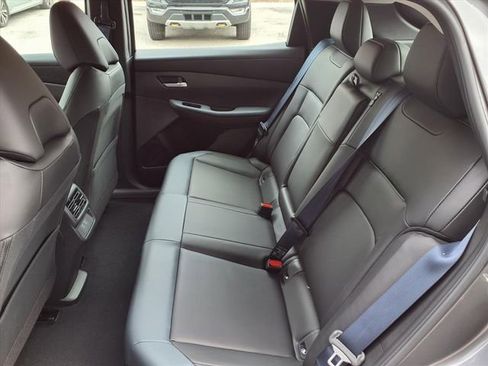 New 2026 Nissan Leaf SV+ w/ Floor Mat Package (SV+) FWD image 11
