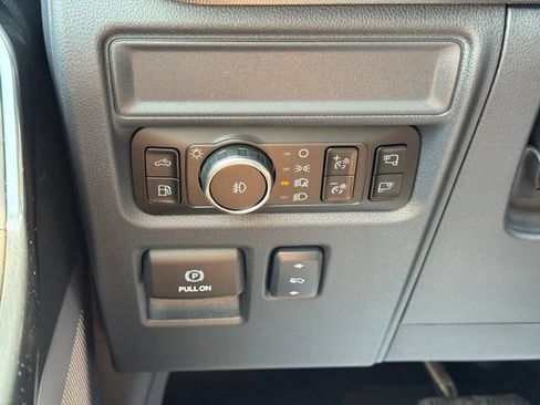 Certified 2025 Ford F150 Platinum w/ Equipment Group 702A High AWD/4WD image 67