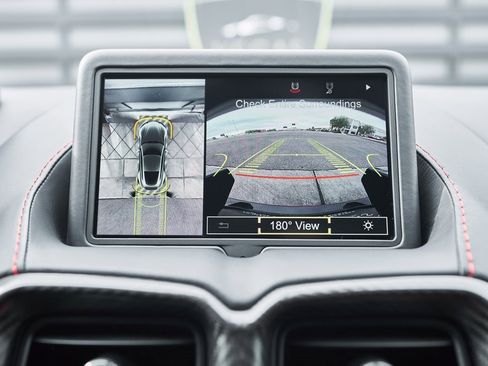 Used 2023 Aston Martin V12 Vantage image 68