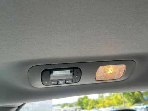 Used 2022 Honda Odyssey Elite image 11