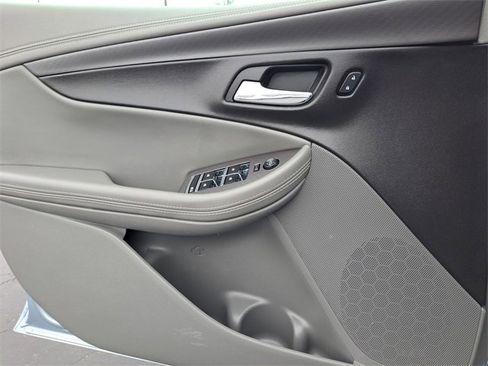 Used 2014 Chevrolet Impala LS w/ LS Convenience Package image 18