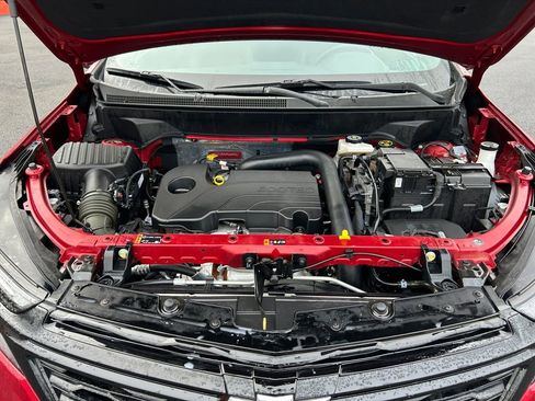 Used 2024 Chevrolet Equinox RS w/ RS Leather Package image 29