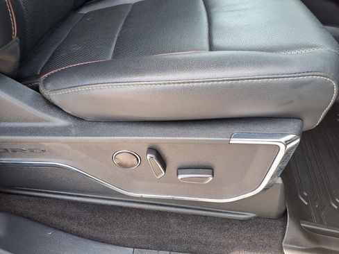 Used 2022 Ford F150 Lariat w/ Equipment Group 502A High image 14