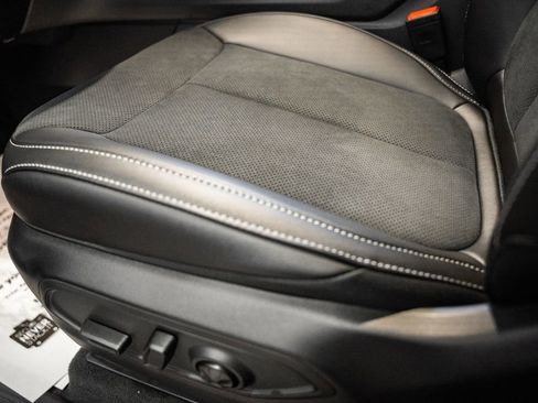 New 2025 Jeep Grand Cherokee image 34