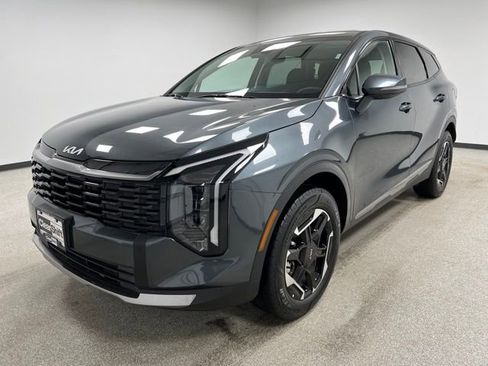 Used 2026 Kia Sportage S AWD/4WD image 4
