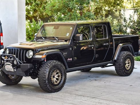 Used 2020 Jeep Gladiator Rubicon image 3