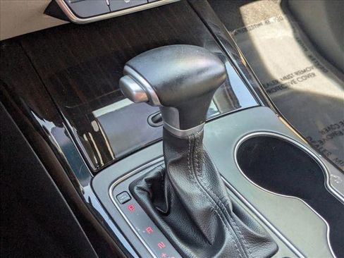 Used 2019 Kia Sorento EX image 11