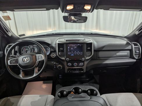 Used 2024 RAM 2500 Big Horn AWD/4WD image 15