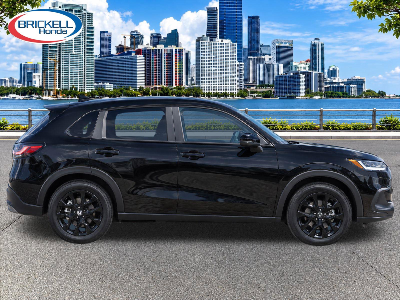 Used 2025 Honda HR-V Sport image 4