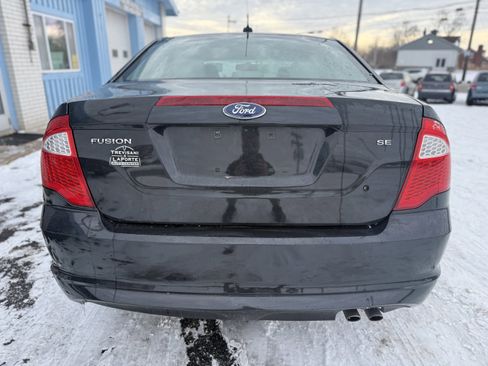 Used 2012 Ford Fusion SE image 4